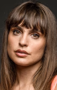 Verónica Echegui