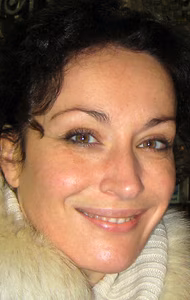 Lucy Cohu