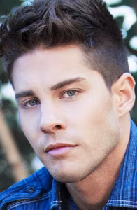 Dean Geyer