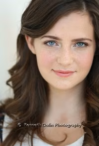 Halle Charlton
